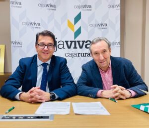 Firma acuerdo entre Cajaviva Caja Rural y APADEFIM