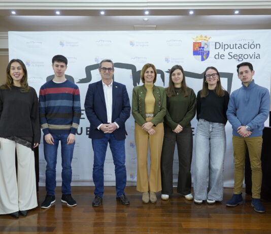 Cinco jóvenes se incorporan a la Diputación de Segovia gracias al programa ELPEX Cinco jóvenes tendrán su primera experiencia profesional en la Diputación de Segovia gracias al programa de empleo ELPEX