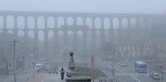 Niebla Segovia Acueducto