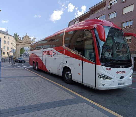 Caos e incertidumbre en la línea Segovia–Madrid de Avanza por la no salida de varios autobuses Avanza