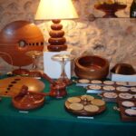 El municipio segoviano que se reinventa a base de artesanía Complejo Artesanal de Las Caravas