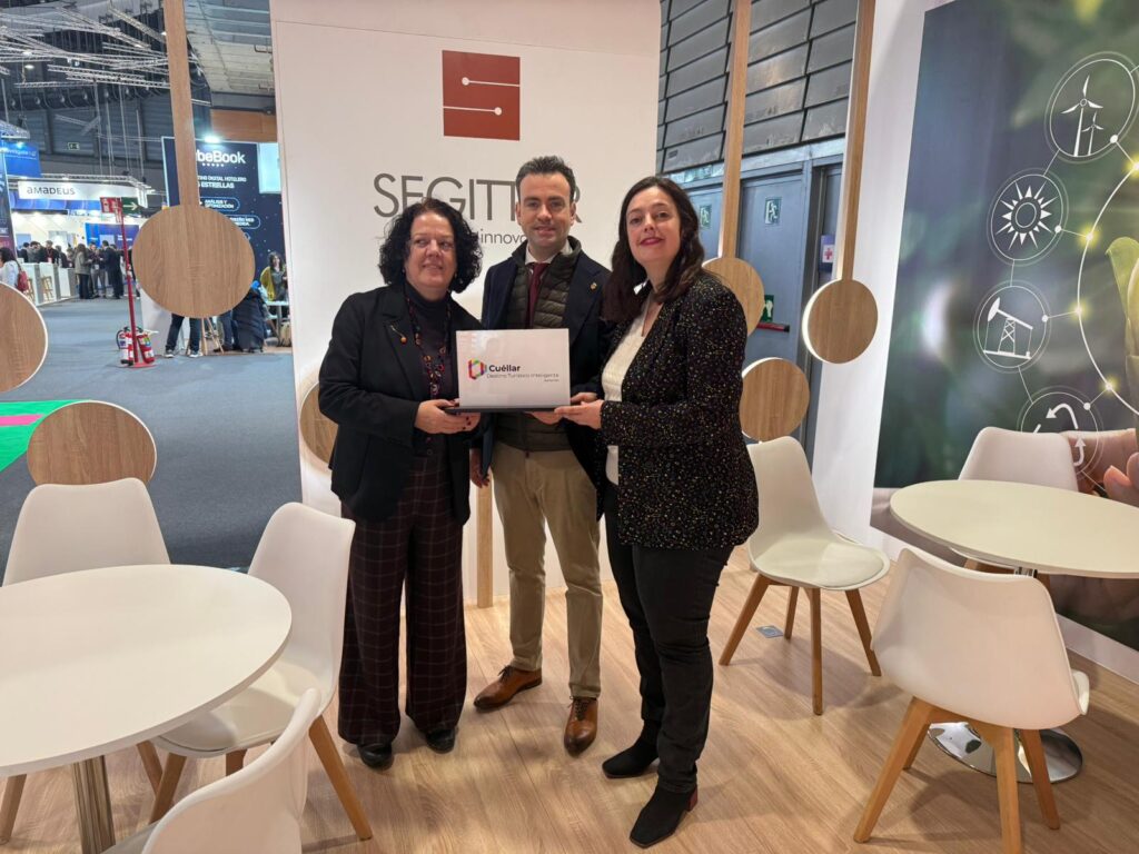 Cuéllar recibe el distintivo de Destino Turístico Inteligente (DTI) en FITUR