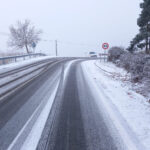 (Actualización) Ya son cinco los equipos que hacen frente a la nieve en carreteras de Segovia Nieve carreteras