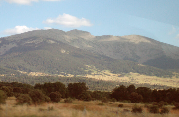 Mujer Muerta y Hércules