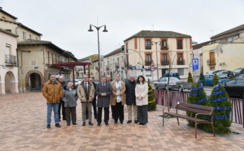 400.000 euros mejoran los servicios de Santa María la Real de Nieva y sus pedanías El consejero de la Presidencia, Luis Miguel González Gago, visita Santa María la Real de Nieva (Segovia)