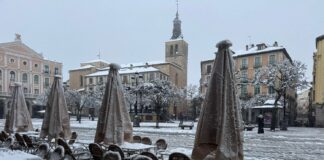 Imagen de la Plaza Mayor nevada