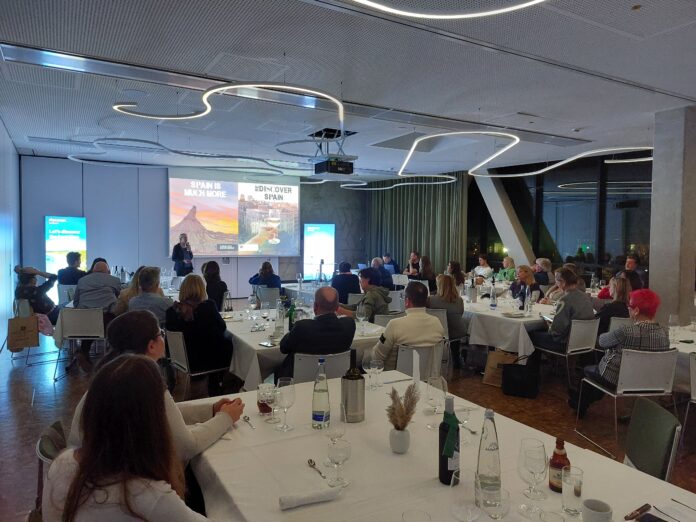 La Diputación de Segovia promueve el turismo proveniente de Alemania