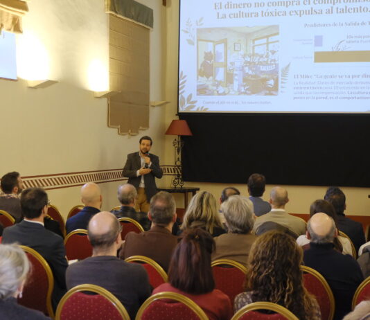 La huida de talento, un problema en la provincia de Segovia Fuga de talento en el Congreso EM+FI de Fundación Caja Rural de Segovia