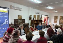 Reunión empleo femenino rural