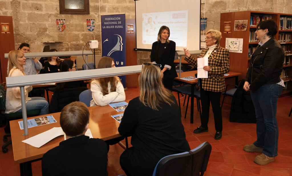 Programa Erasmus+ FEMUR