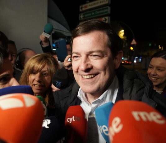 Mañueco reivindica la victoria del PP: “Castilla y León ha elegido certezas frente al ruido”