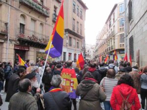 13009731_10208292685730434_864045838_o copia