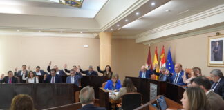 La Diputación cierra 2025 con 21,7 millones de remanente y muestra su apoyo unánime a los clubes sancionados Pleno de la Diputación de marzo