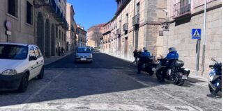 La Real Academia de San Quirce se opone al asfaltado en San Agustín y pide recuperar el adoquinado