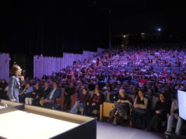 Elsa Punset cierra el Congreso EM+FI de la Fundación Caja Rural de Segovia