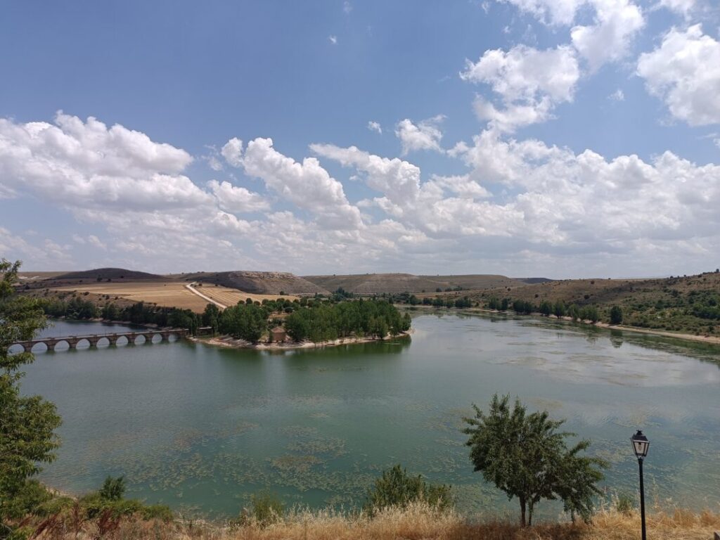 Embalse de Segovia en el que está permitido el baño