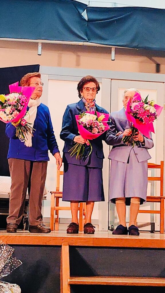 Segunda Mayo, Áurea González, Laura Arévalo y Leandra de Pablos. Vecinas centenarias de Navas de Oro