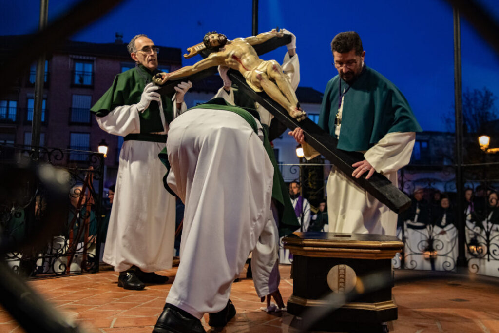 ICAL RAFAEL BASTANTE_Procesion de las Cruces de la Vida de ArEvalo (Avila)