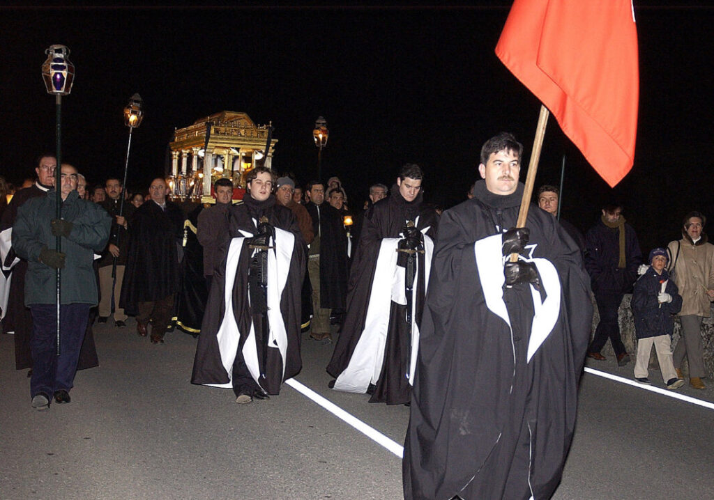 Templarios piden la devolución de la Vera Cruz de Segovia