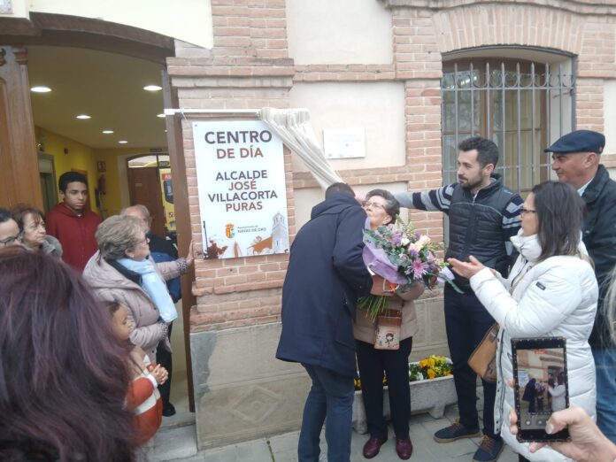 Inauguración consultorio médico Navas de Oro