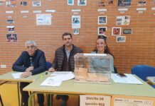 15M: Imágenes de la jornada en los colegios electorales de Segovia