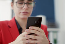 Si has recibido este SMS sobre tu tarjeta sanitaria, no lo abras: es una estafa