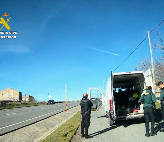Detenidos dos hombres por robar 19 placas solares en una empresa de El Espinar