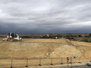 urbanización de los terrenos para ampliar el Hospital