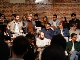 Candidato del PSOE a la Presidencia de la Junta Carlos Martínez medidas jóvenes