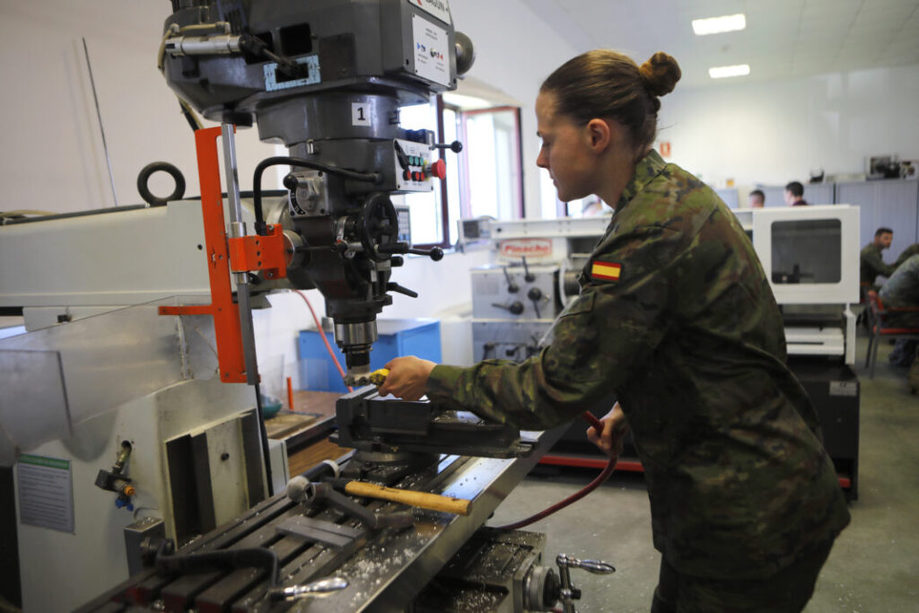 centro de enseñanza militar más antiguo