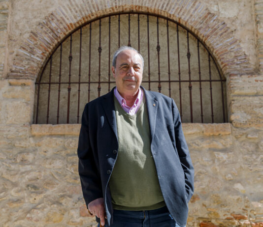 El miembro fundador de Nuevo Mester de Juglaría, Fernando Ortíz