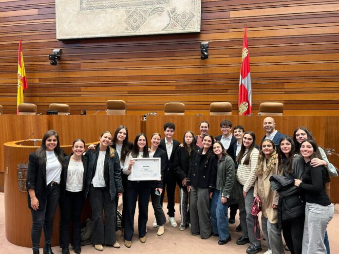 COLEGIO CLARET DE SEGOVIA GANADOR LIGA DEBATE ESO 2026 JUNTA DE CASTILLA Y LEÓN