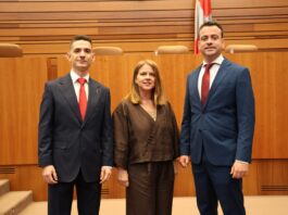 Sergio Iglesias, Paloma Ramírez y Carlos Fraile (PSOE) toman posesión en las Cortes