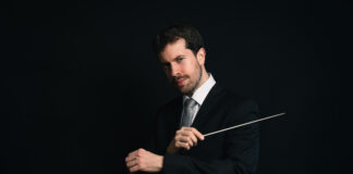 El director segoviano José Luis López Antón lleva la zarzuela hasta Lituania