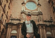 Raquel Carrión invita a «abrir la mente» con su primer EP, ‘Xarnega’ Raquel Carrión saca su priemer EP 'Xarnega'