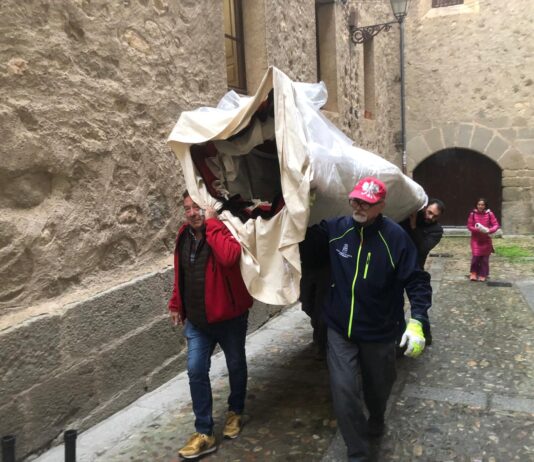 Reparación Gigantones de Segovia