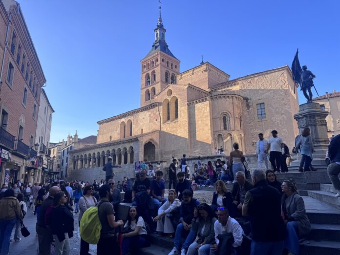 Turistas. Segoviaudaz.es