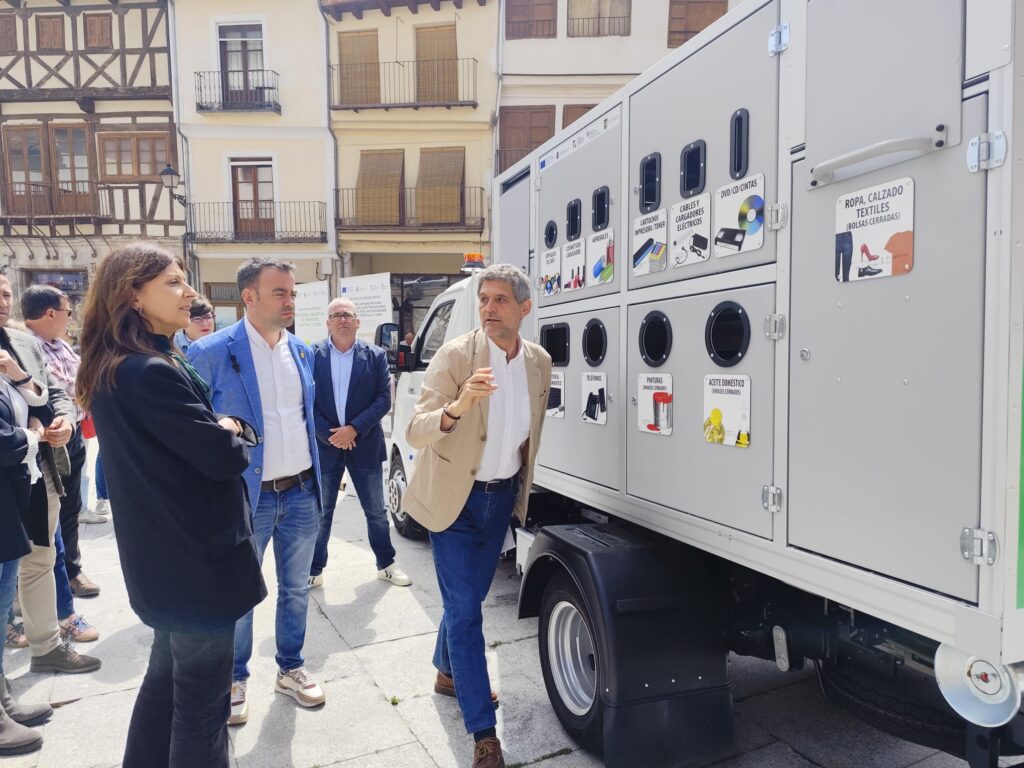 Punto Limpio Móvil Cuéllar